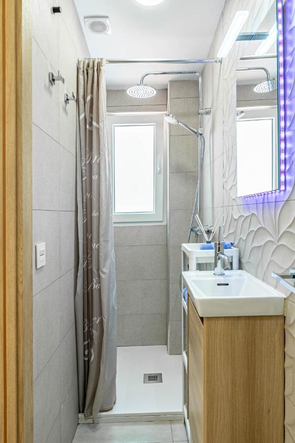 발렌시아 Central Luxury Flat With Free Parking 아파트 외부 사진