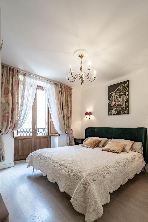 발렌시아 Central Luxury Flat With Free Parking 아파트 외부 사진